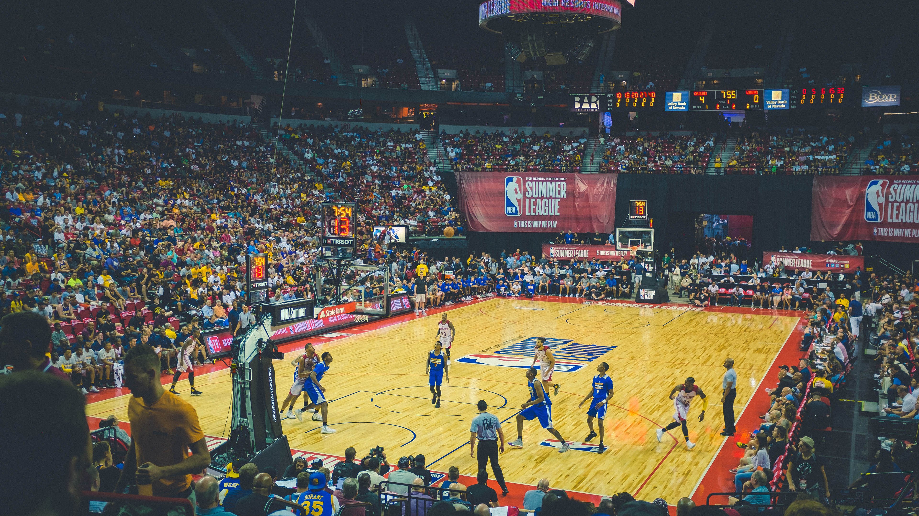 勇士队追逐三连冠,谋划新战术,勇士队连胜