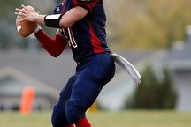 乐鱼体育app官网-篮球运动员心理韧性与比赛表现关系研究，篮球心理素质