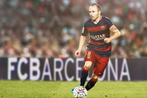 乐鱼体育直播在线-战术视频课全面覆盖每一细节帮助球员建立立体战术理解框架，球队战术