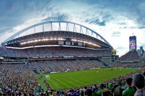 乐鱼体育官网注册-倒三角中场提升出球选择广度，倒三角传球算不算越位