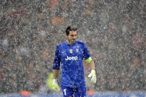 乐鱼体育在线登陆-新加坡队赛制策略：团体赛事中的战术调整与人员配置，新加坡邀请赛决赛视频